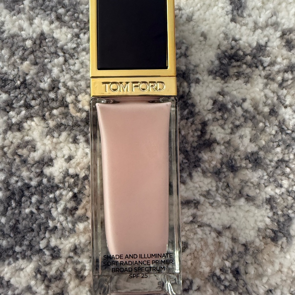 Tom Ford Soft Radiance Primer in Pink